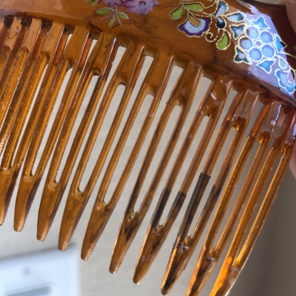 Vintage Floral Amber Hair Comb - Picture 3 of 3